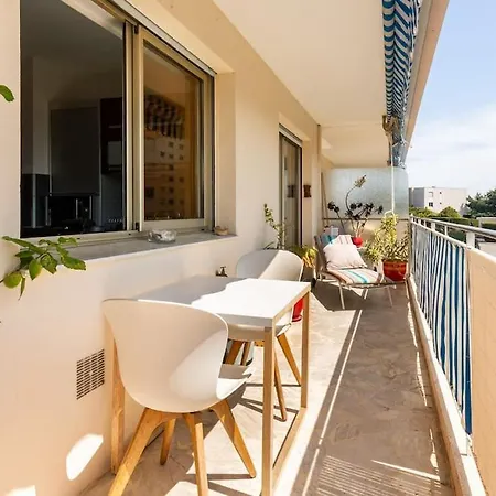 Bel Avec Terrasse, Piscine, Parking Prive Et Club De Tennis, Padel En Sus *