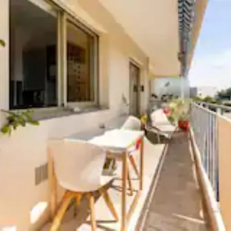 Bel Avec Terrasse, Piscine, Parking Prive Et Club De Tennis, Padel En Sus * 昂蒂布