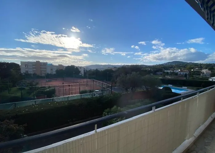 Bel Avec Terrasse, Piscine, Parking Prive Et Club De Tennis, Padel En Sus 公寓 *