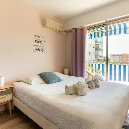 Apartment Bel Avec Terrasse, Piscine, Parking Prive Et Club De Tennis, Padel En Sus