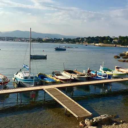 Bel Avec Terrasse, Piscine, Parking Privé Et Club De Tennis, Padel En Sus