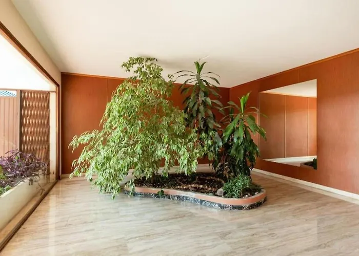 Bel Avec Terrasse, Piscine, Parking Prive Et Club De Tennis, Padel En Sus Daire